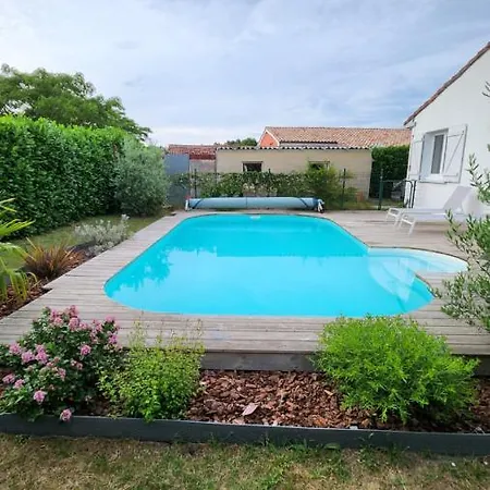 Cosy Entre Bordeaux Et Lacanau Apartment